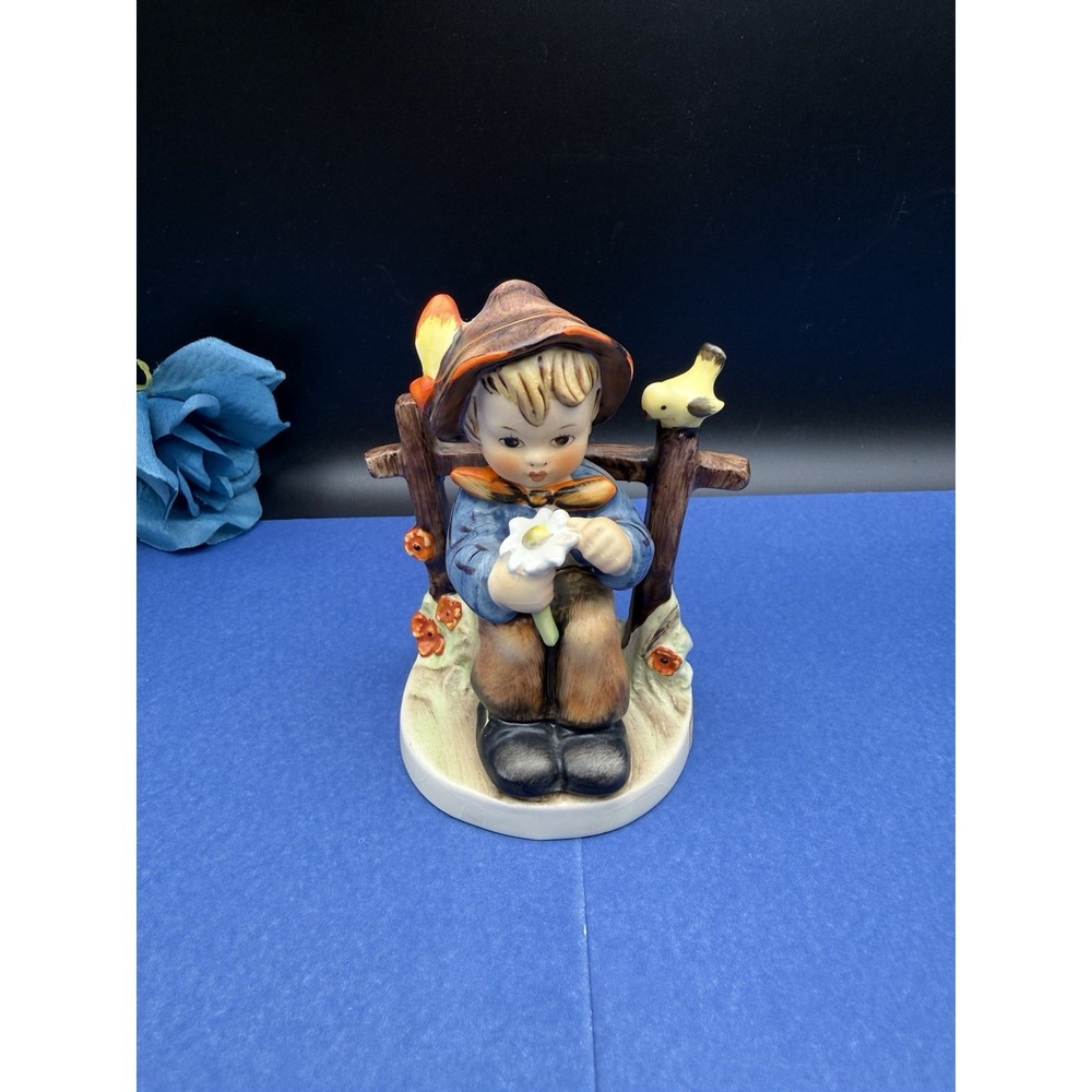 Vintage Goebel Hummel Figurine "She Loves Me, She Loves Me Not" Hum 174 TMK-3